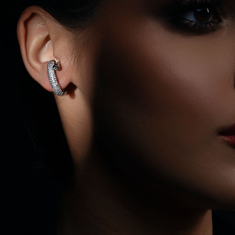 The Hug Earrings Silver