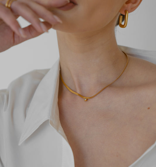 Gold drop chain